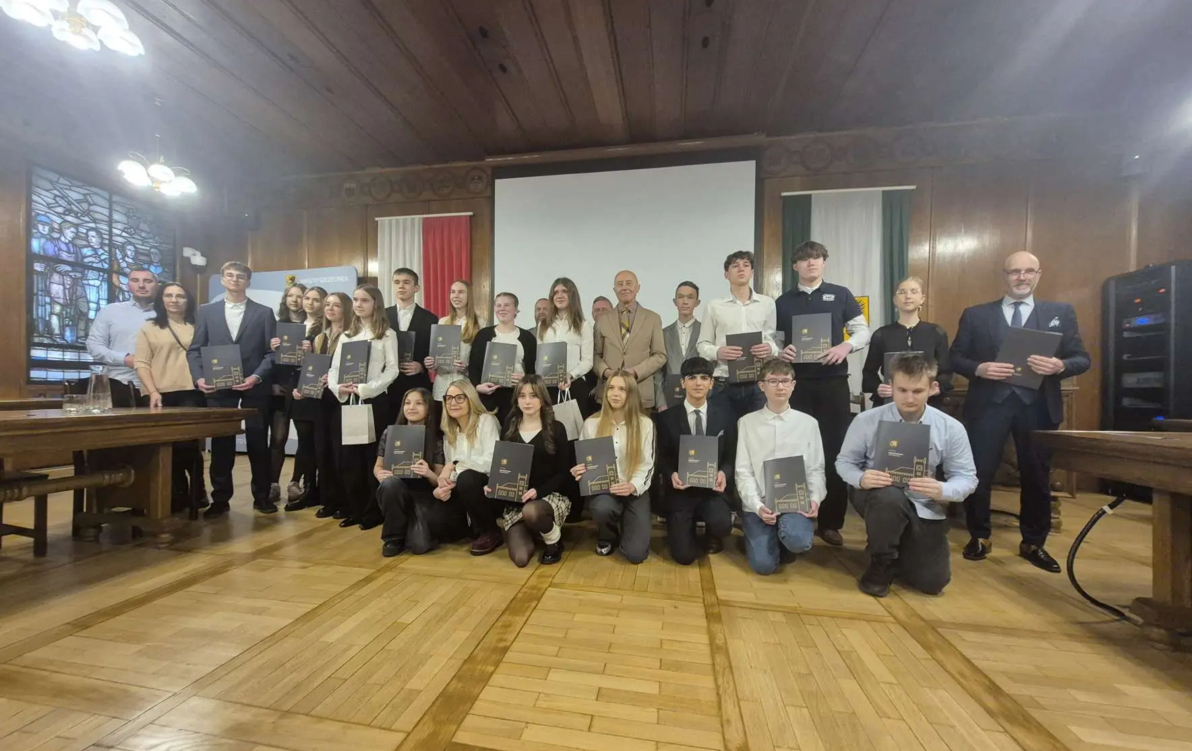 aktualność: Najlepsi uczniowie, sportowcy i studenci ze stypendiami 